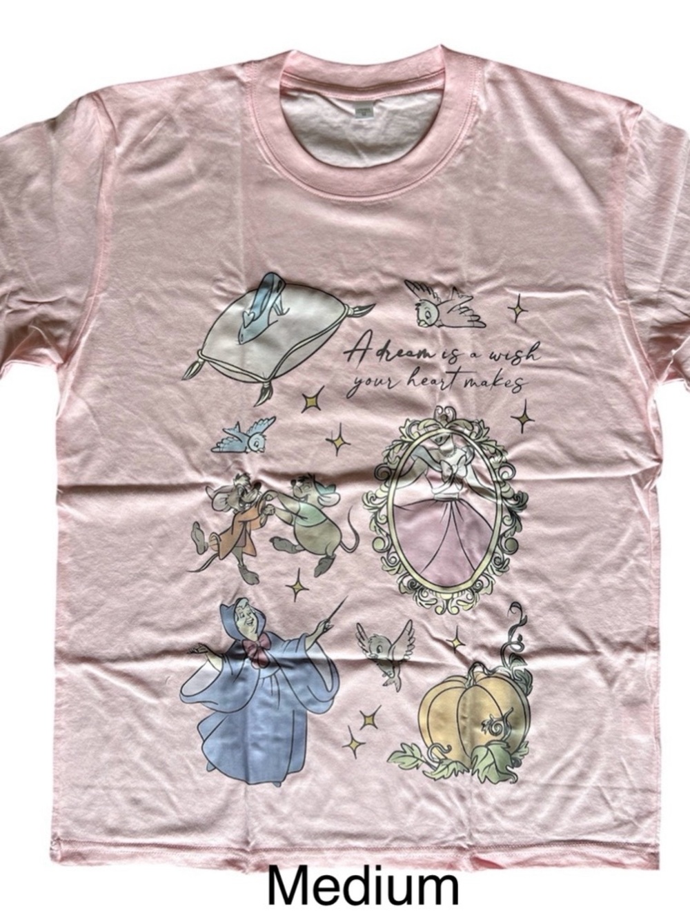 Disney World Cinderella Glass Slipper Princess Midnight Castle T-shirt M NEW! - Picture 2 of 6